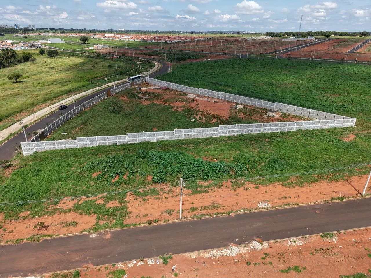 Execução de muro — Canil ONG Casa Mundo Animal — registro 58 da execução
