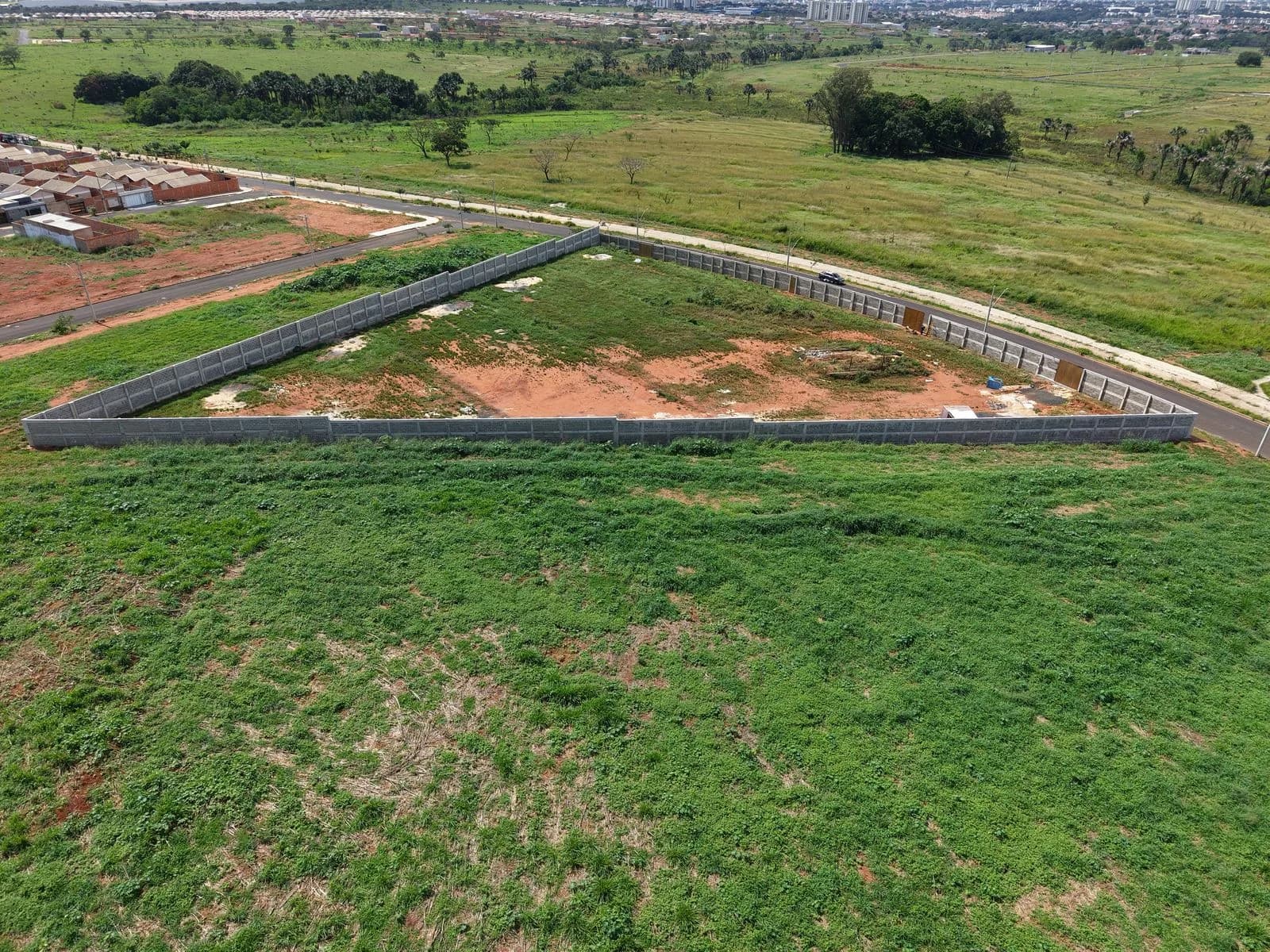Execução de muro — Canil ONG Casa Mundo Animal — registro 57 da execução