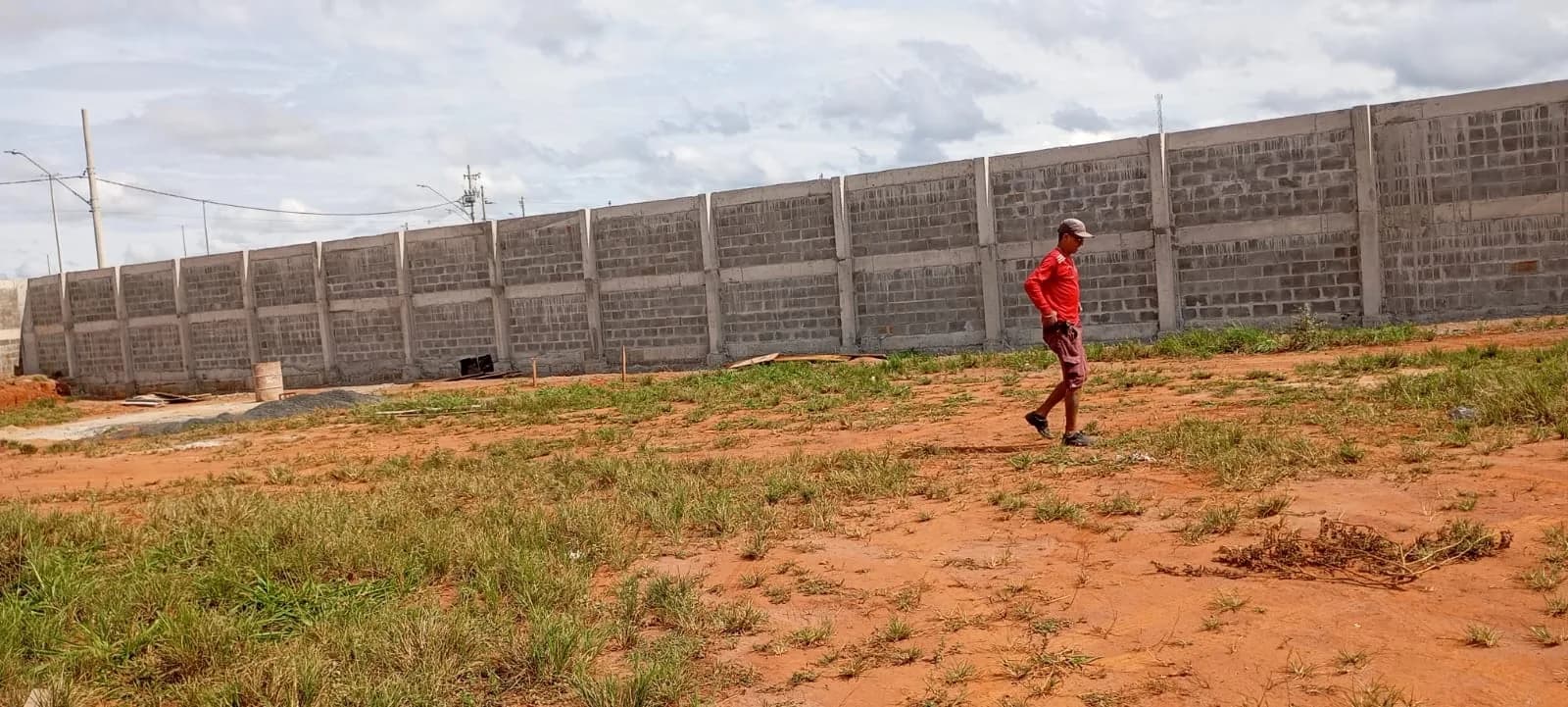 Execução de muro — Canil ONG Casa Mundo Animal — registro 50 da execução