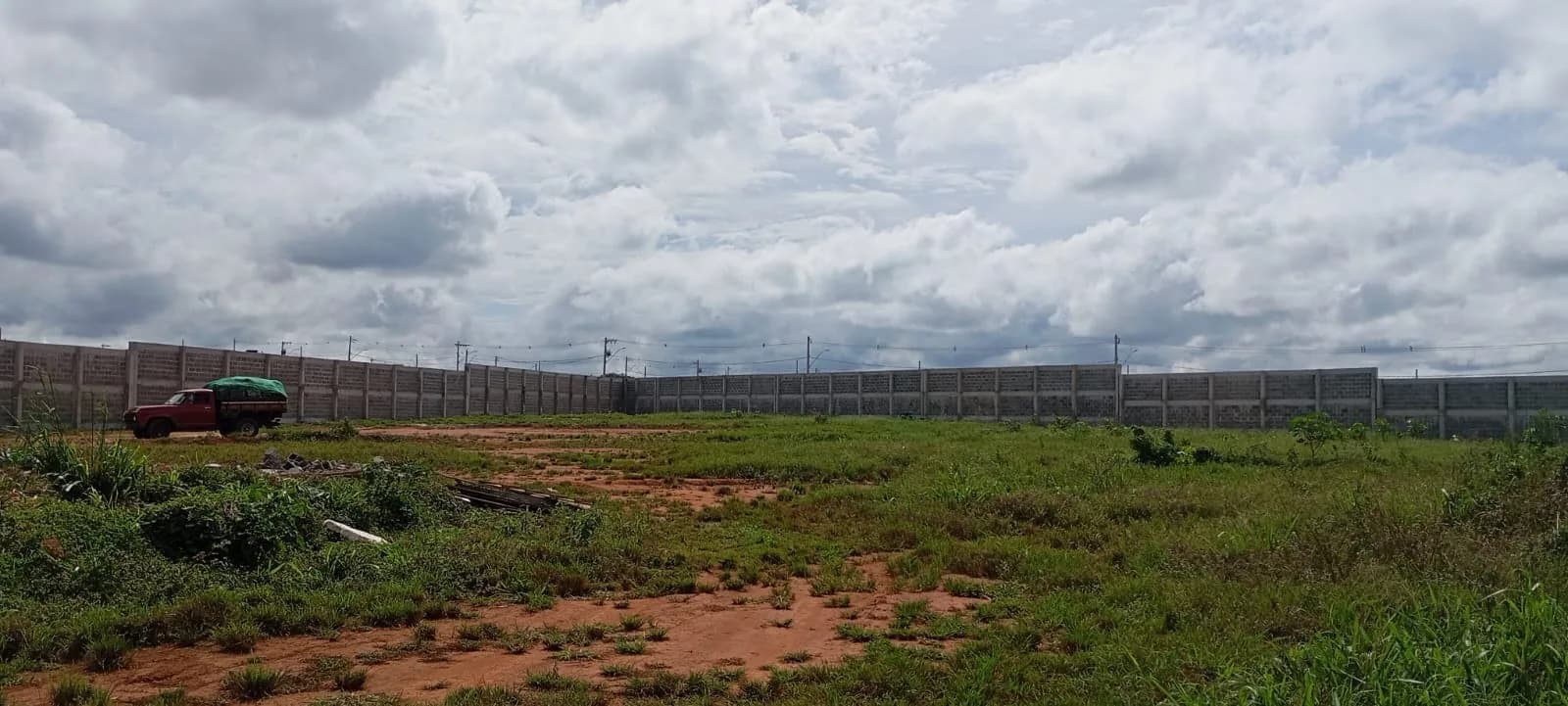 Execução de muro — Canil ONG Casa Mundo Animal — registro 51 da execução