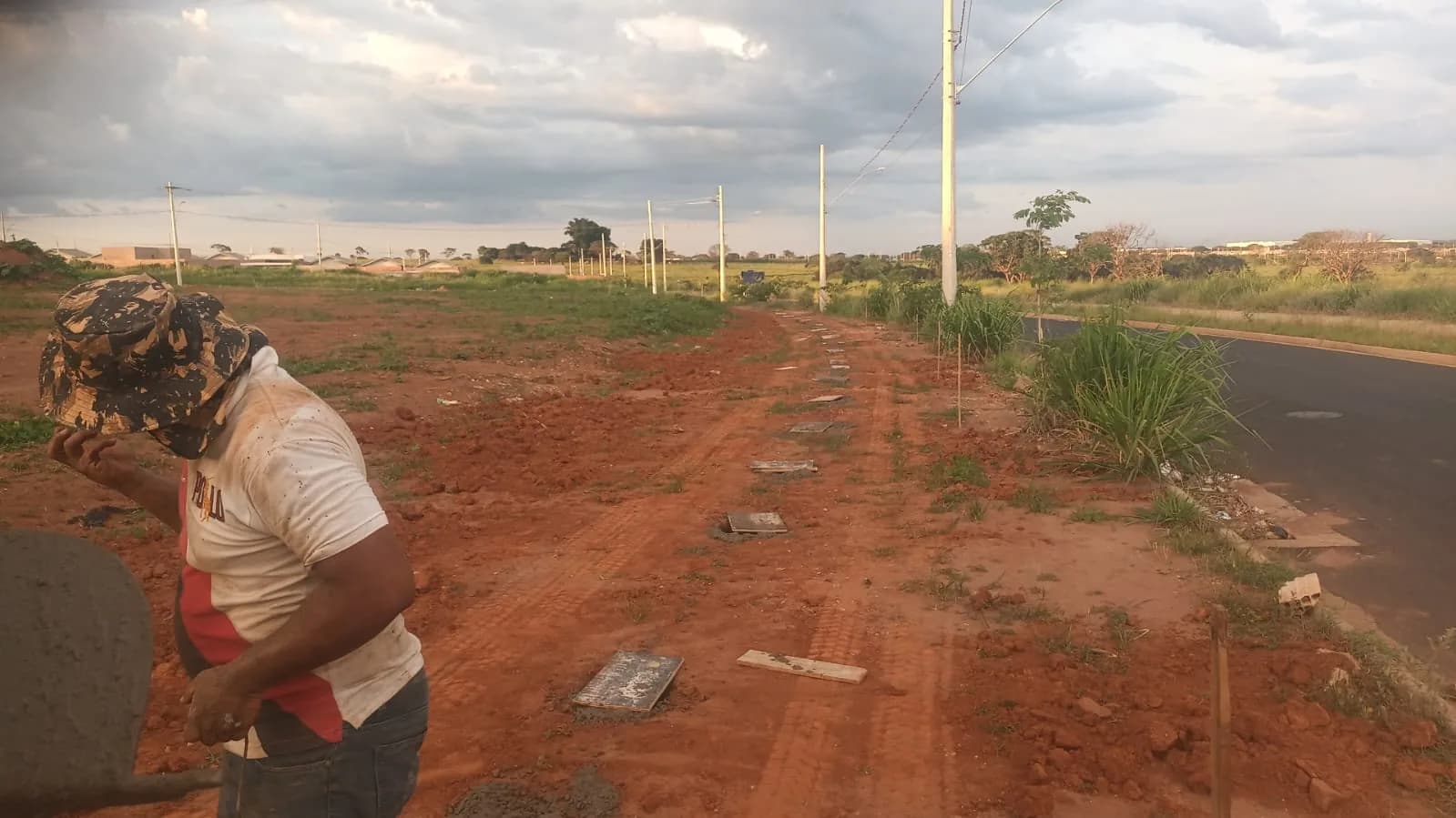 Execução de muro — Canil ONG Casa Mundo Animal — registro 2 da execução