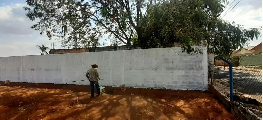 Execução de muro — CEAI Luizote — registro 19 da execução
